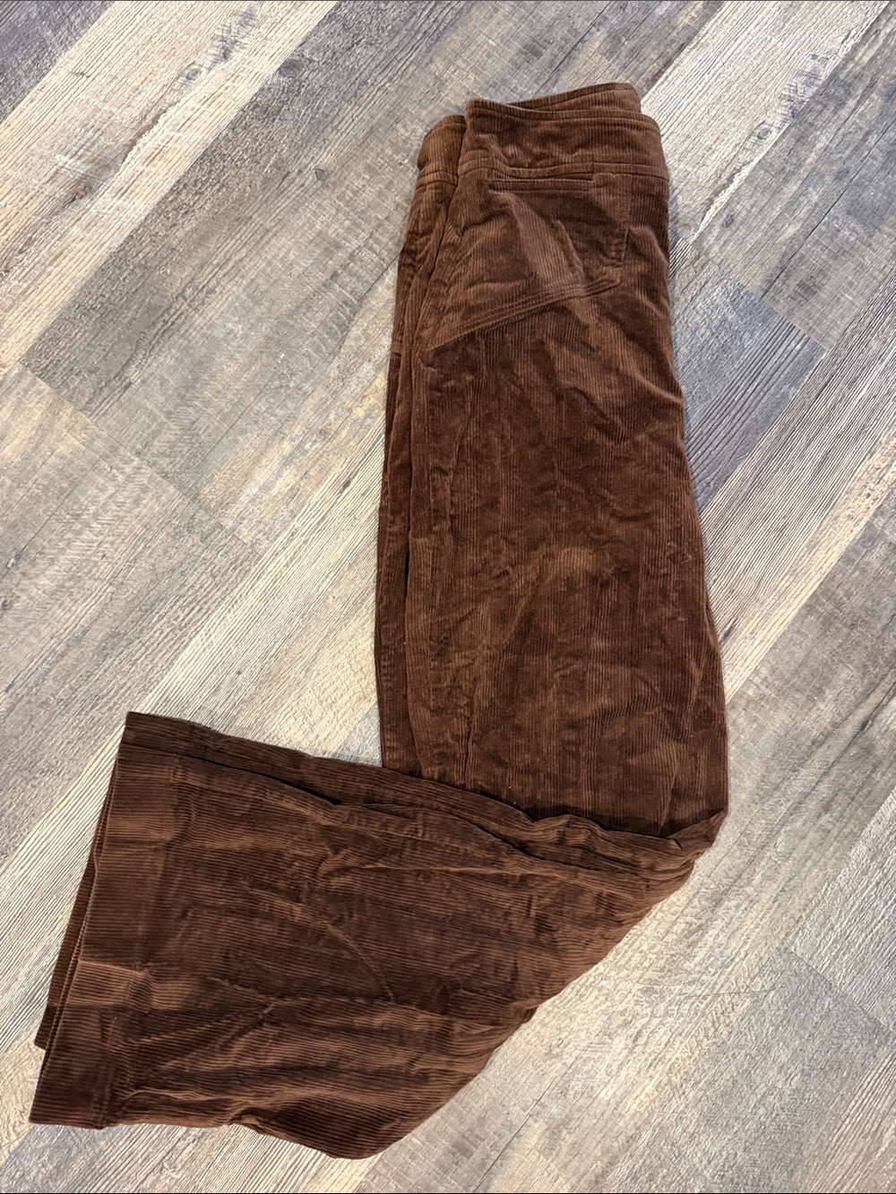 7 For All Mankind Wide-Leg Corduroy Pants - Chocolate Brown - Picture 6 of 6